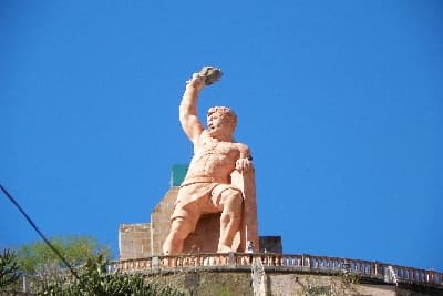 Monumento al Pipíla