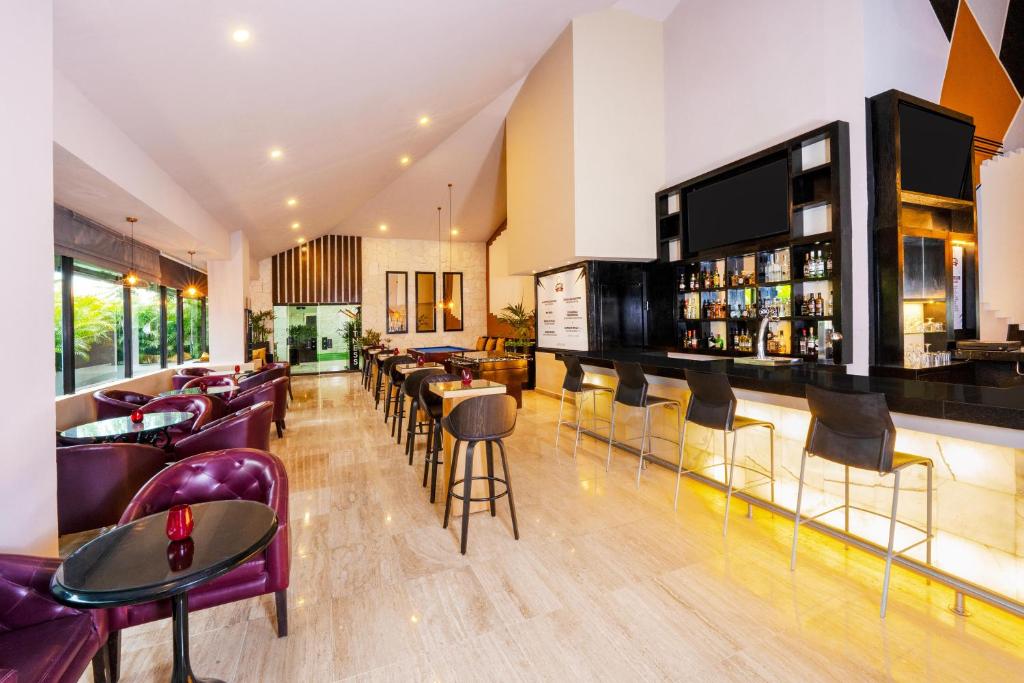 Oh! Cancun - The Urban Oasis & Beach Club