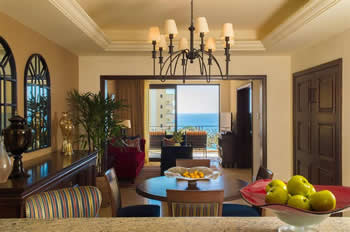 Hoteles en Los Cabos, Hotel Grand Resort Solmar Land 's End and SpaLos Cabos