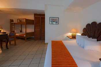 Hoteles en Manzanillo, Hotel Vista Playa de Oro