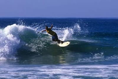 Surfing en Ixtapa