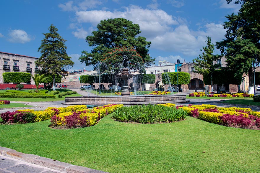 Plaza Villalongin en Morelia Michoacan